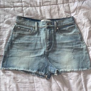 VICTORIA SECRET PINK JEAN SHORT